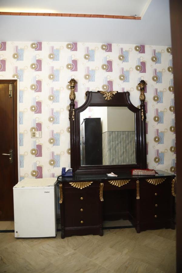 Hotel Sweet Inn Lahore Exterior photo