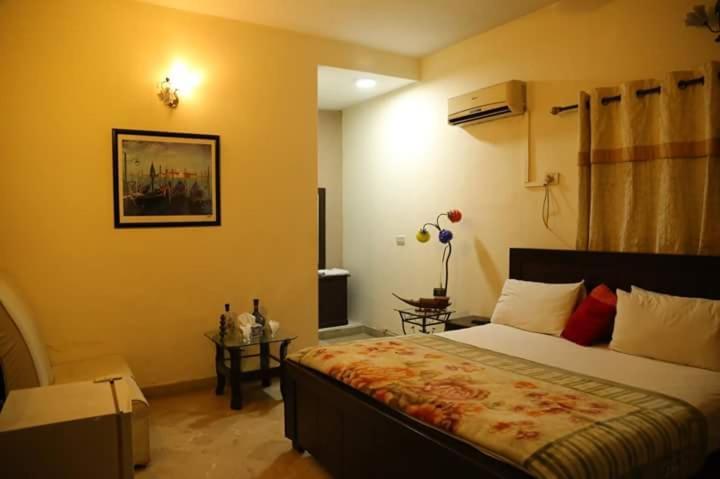 Hotel Sweet Inn Lahore Exterior photo